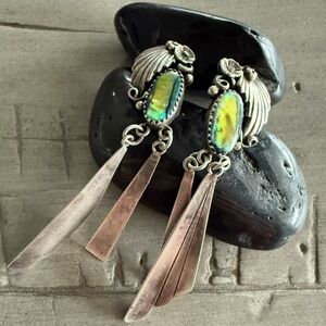 1970’s Navajo Abalone Outstanding Earrings